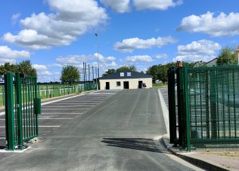 Photo du bâtiment neuf du club de football de Rogerville